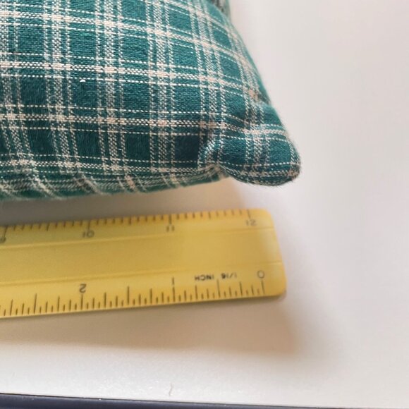 Beautiful Vintage embroidered Small Accent “Friends” Pillow - Picture 6 of 8